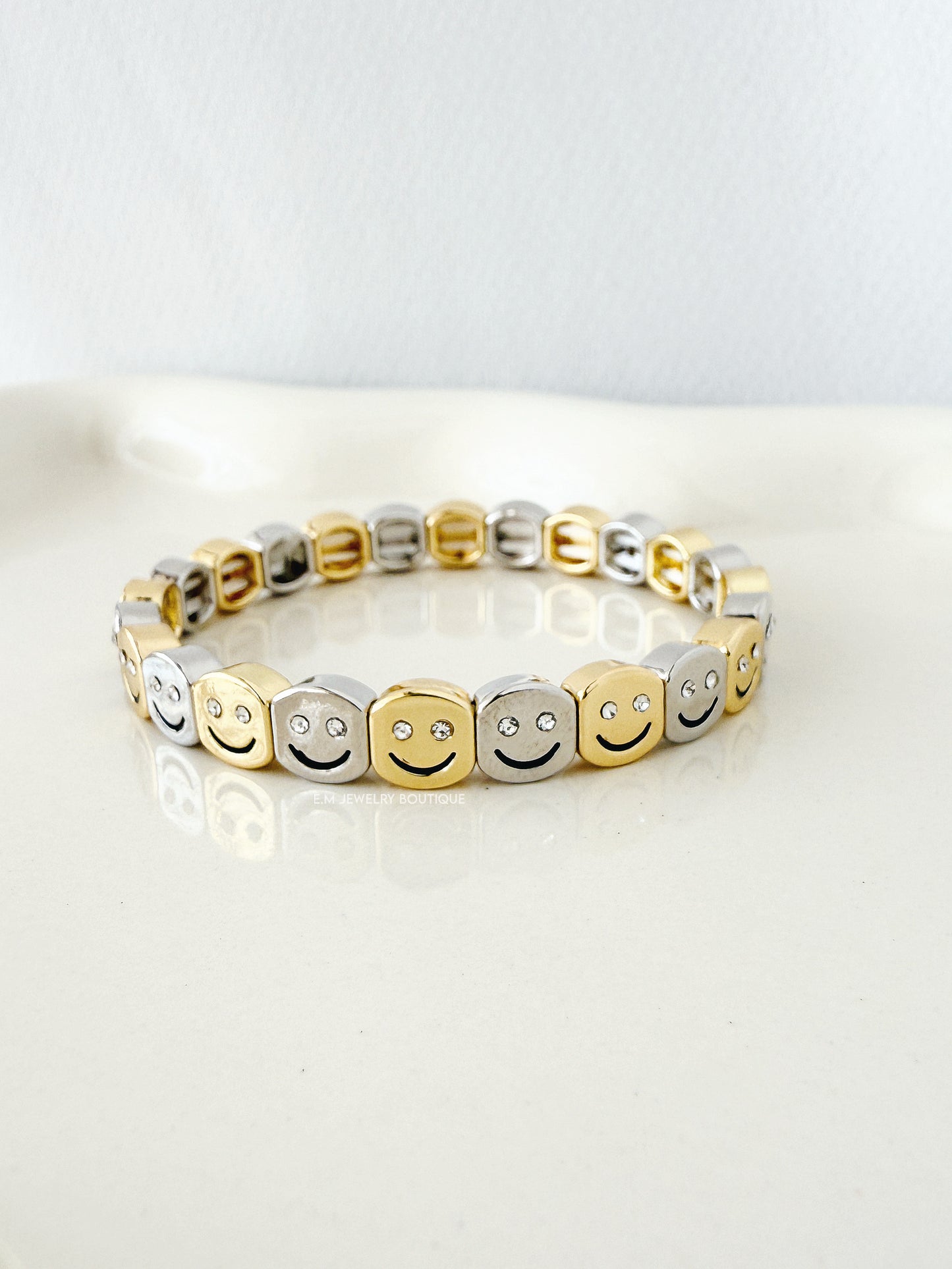 HAPPY FACE BRACELET 💧