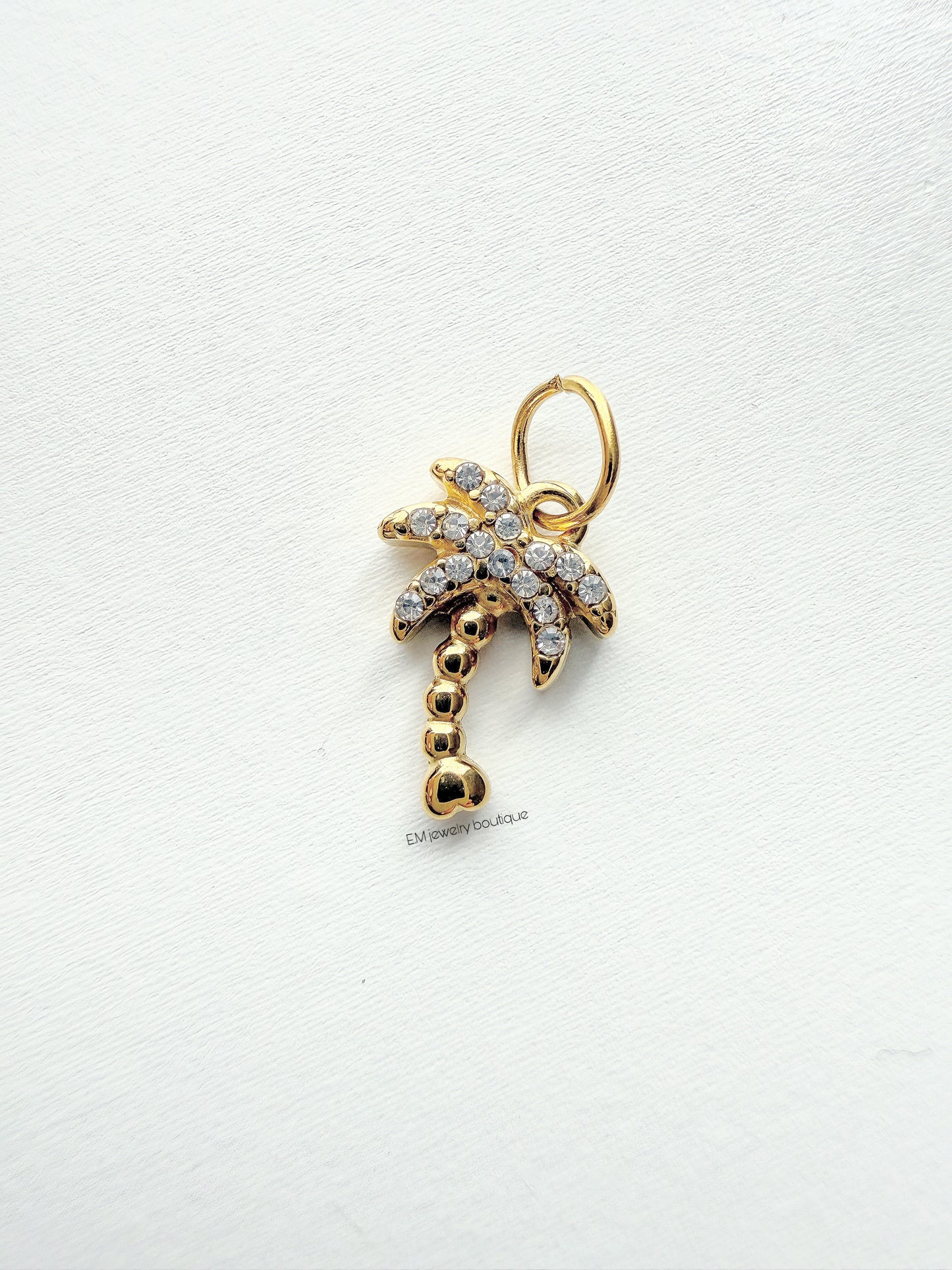 Island Palm Charm