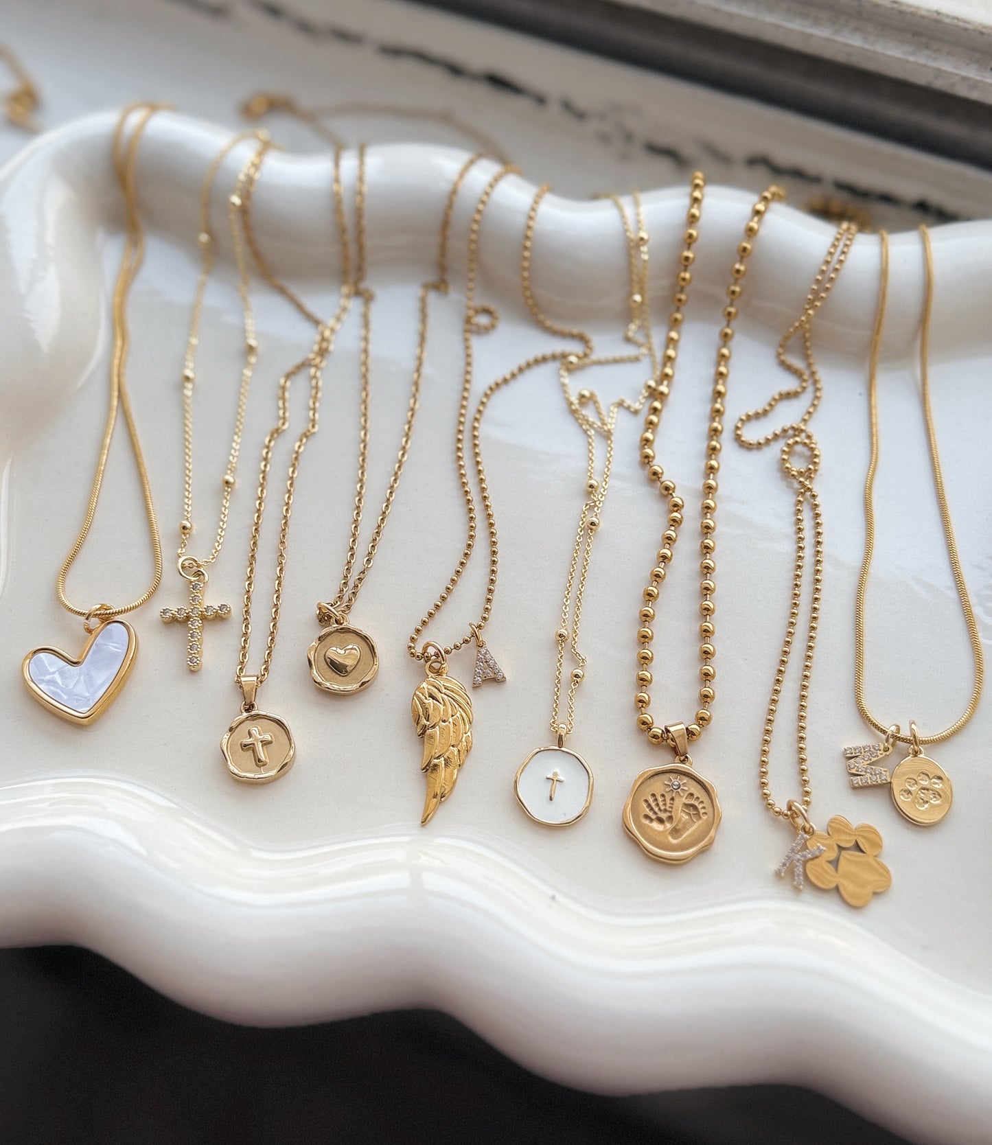 BASIC NECKLACES