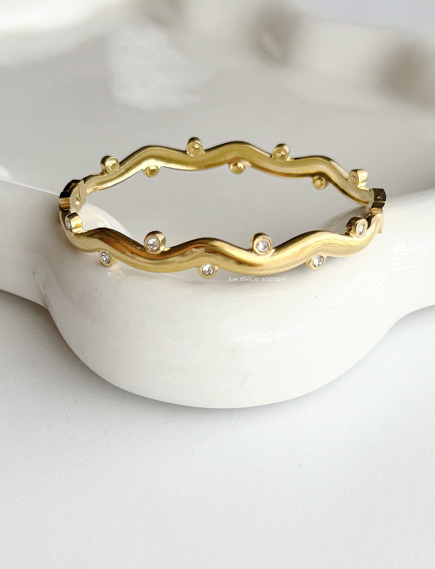 JADE BANGLE 💧