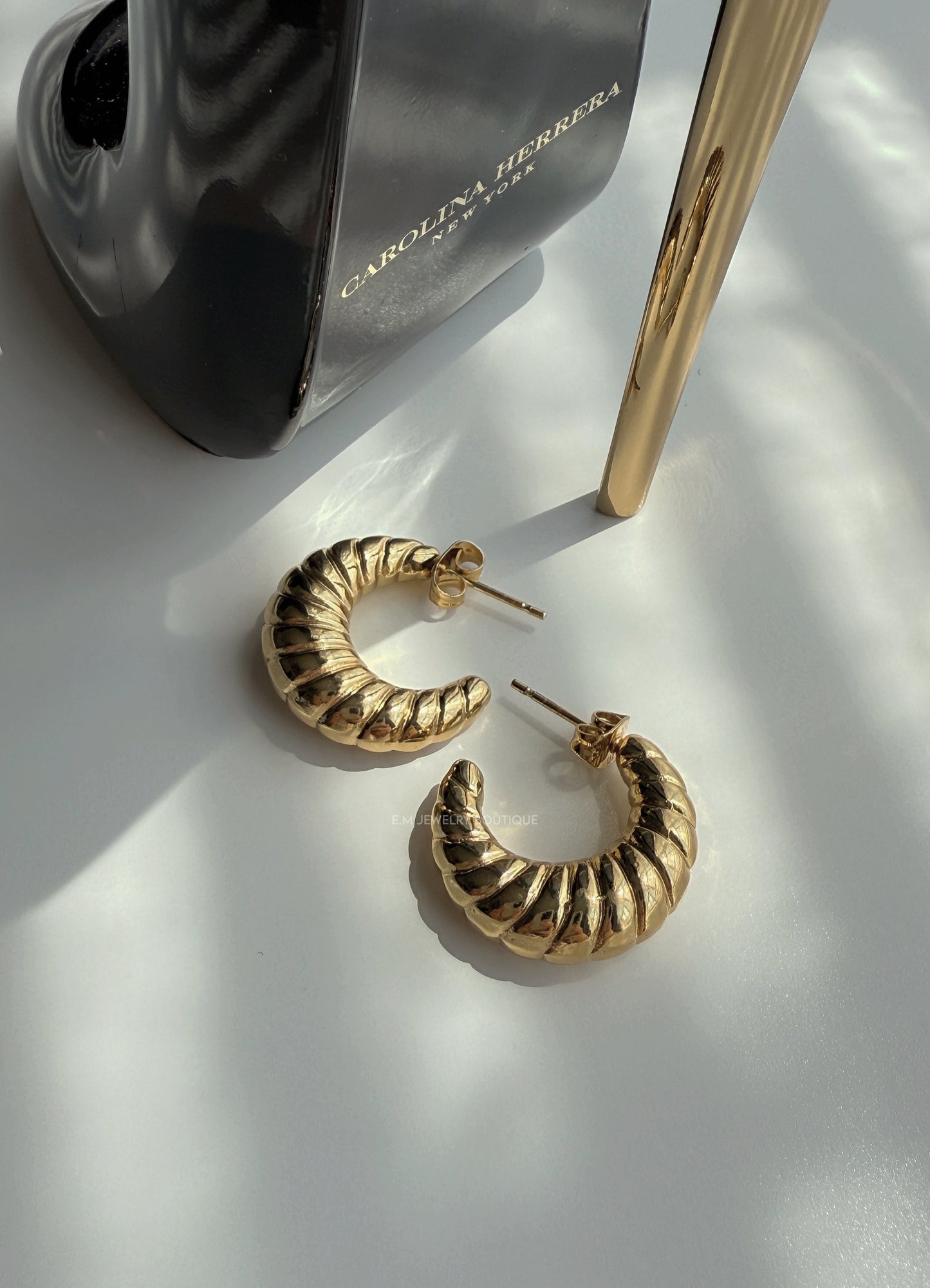 CROISSANT STUDS