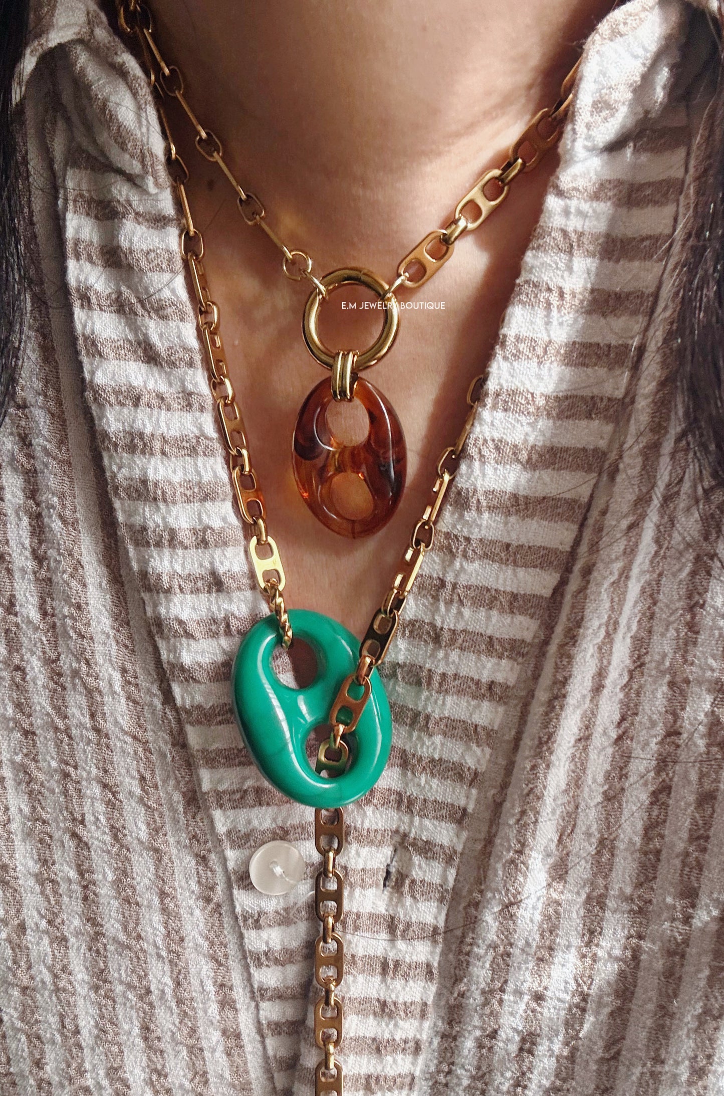 MAFER G NECKLACE