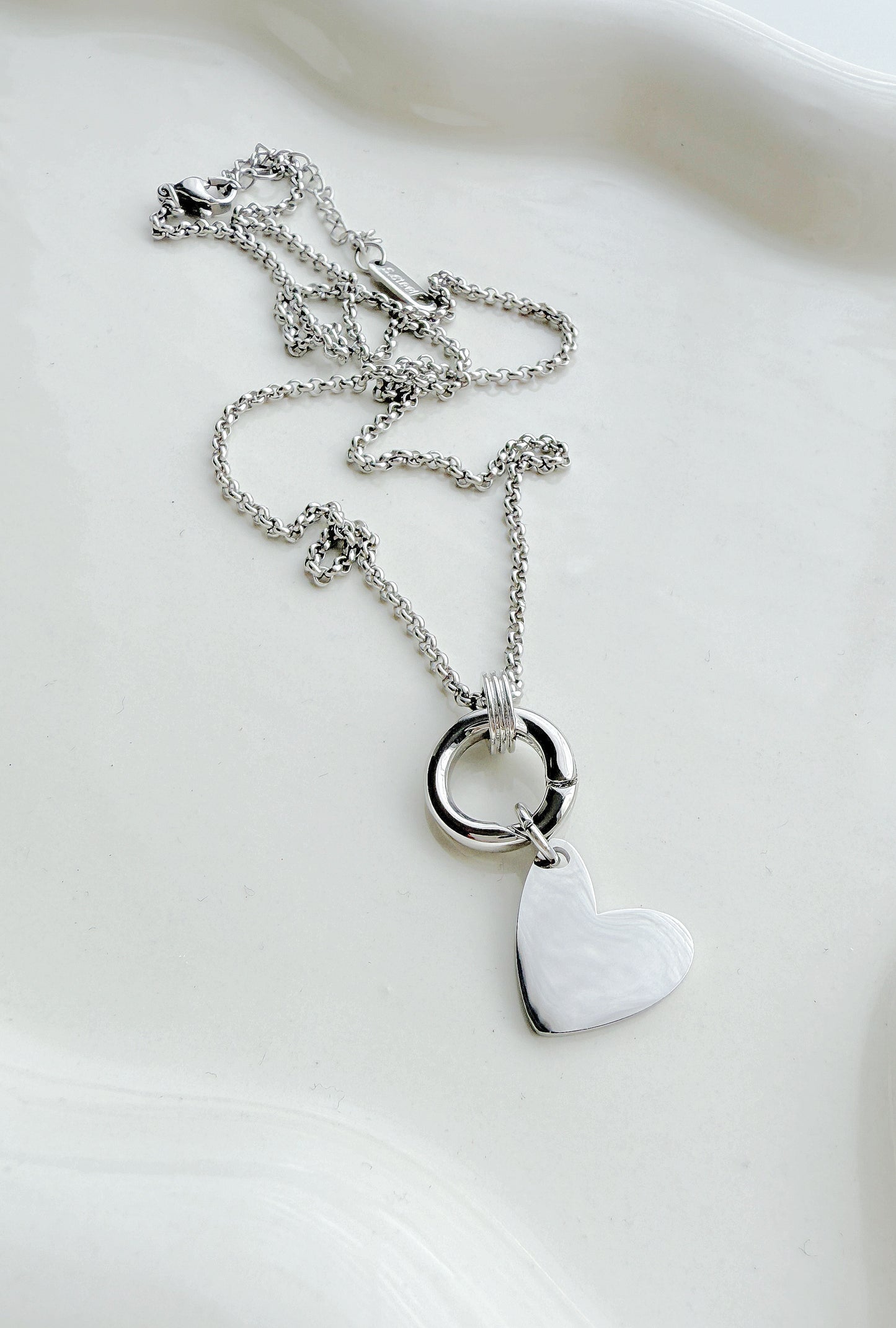 SILVER HEART NECKLACE