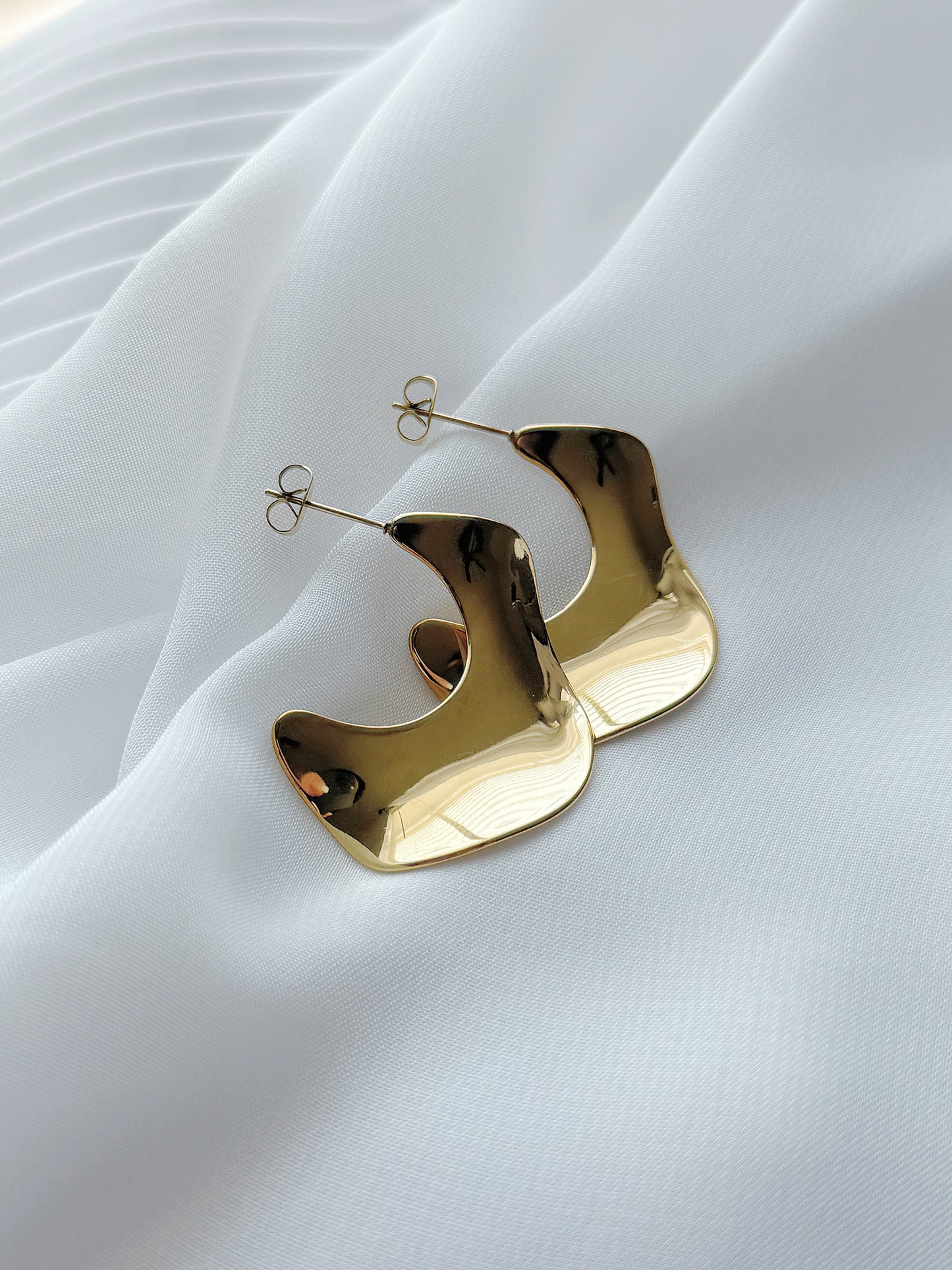 THEO EARRINGS 💧