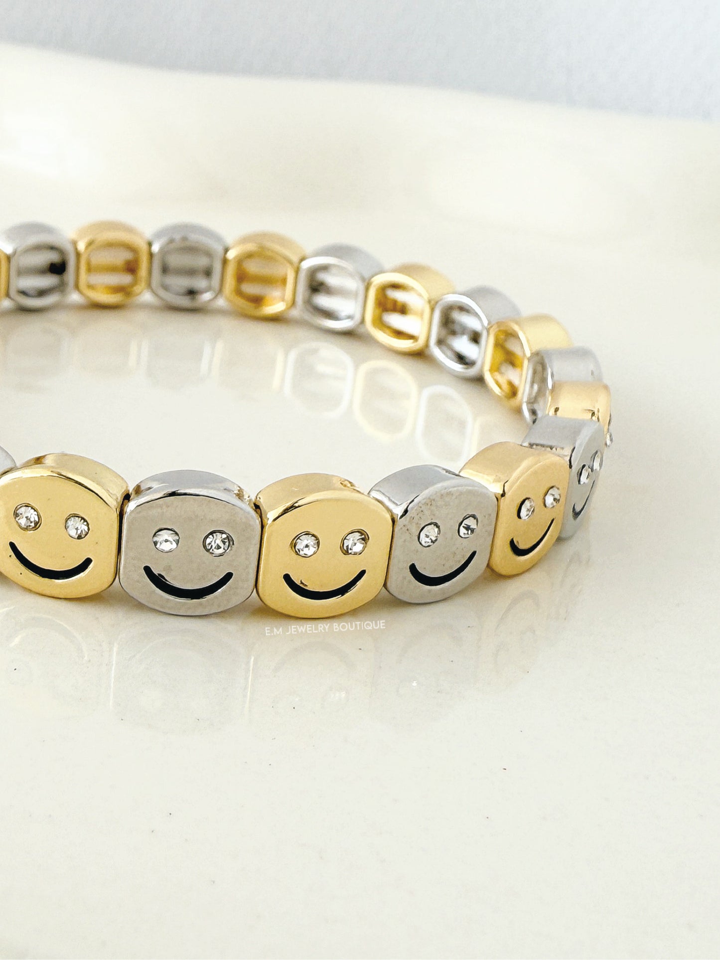 HAPPY FACE BRACELET 💧