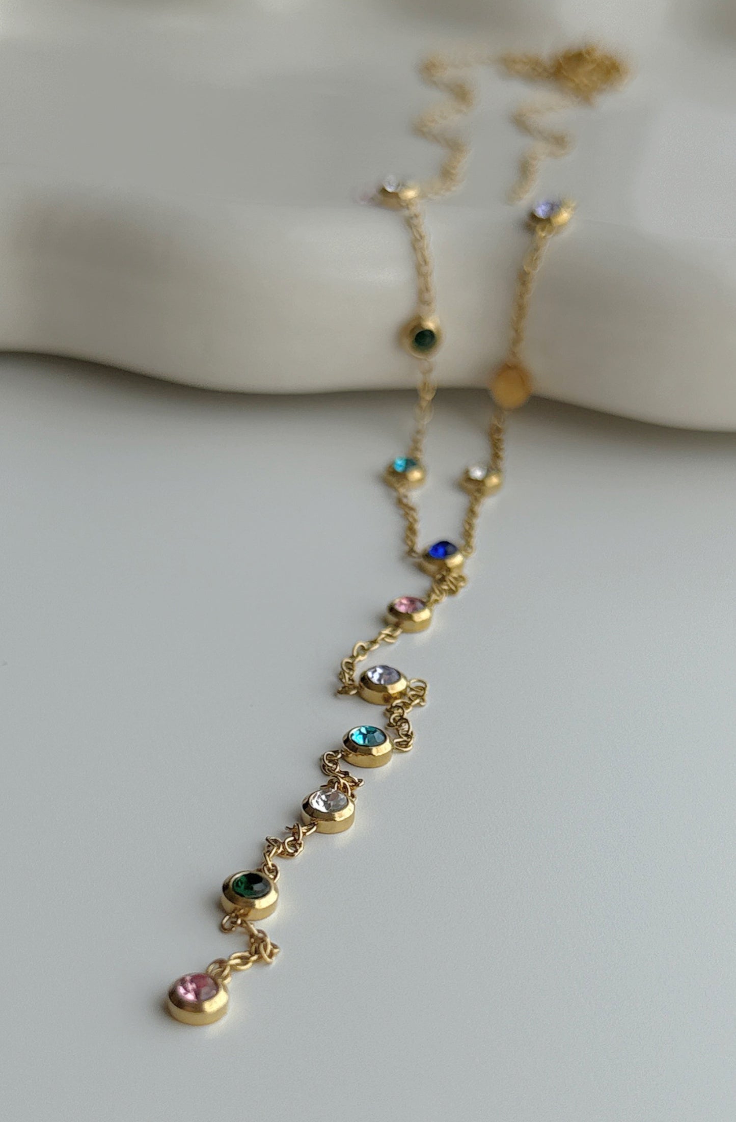 MULTICOLOR NECKLACE