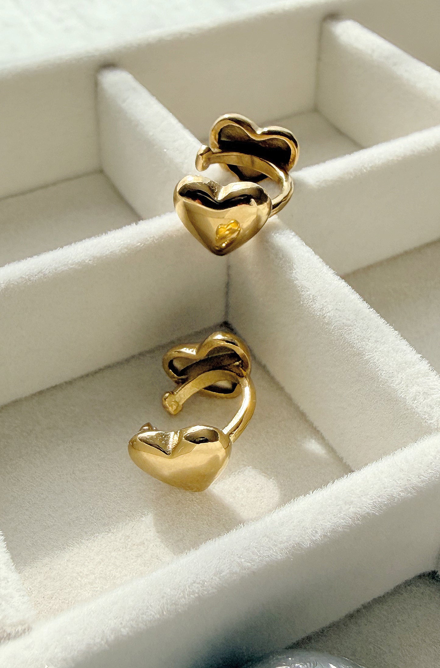 LOVE CUFF