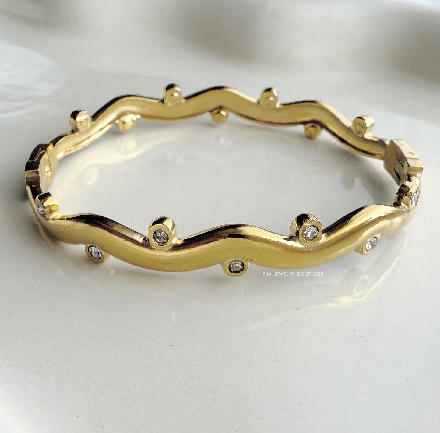JADE BANGLE 💧