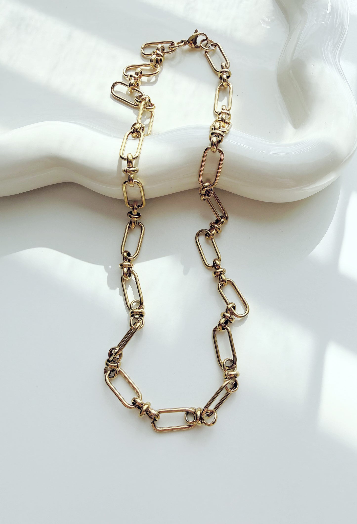 CLASSIC PAPERCLIP NECKLACE