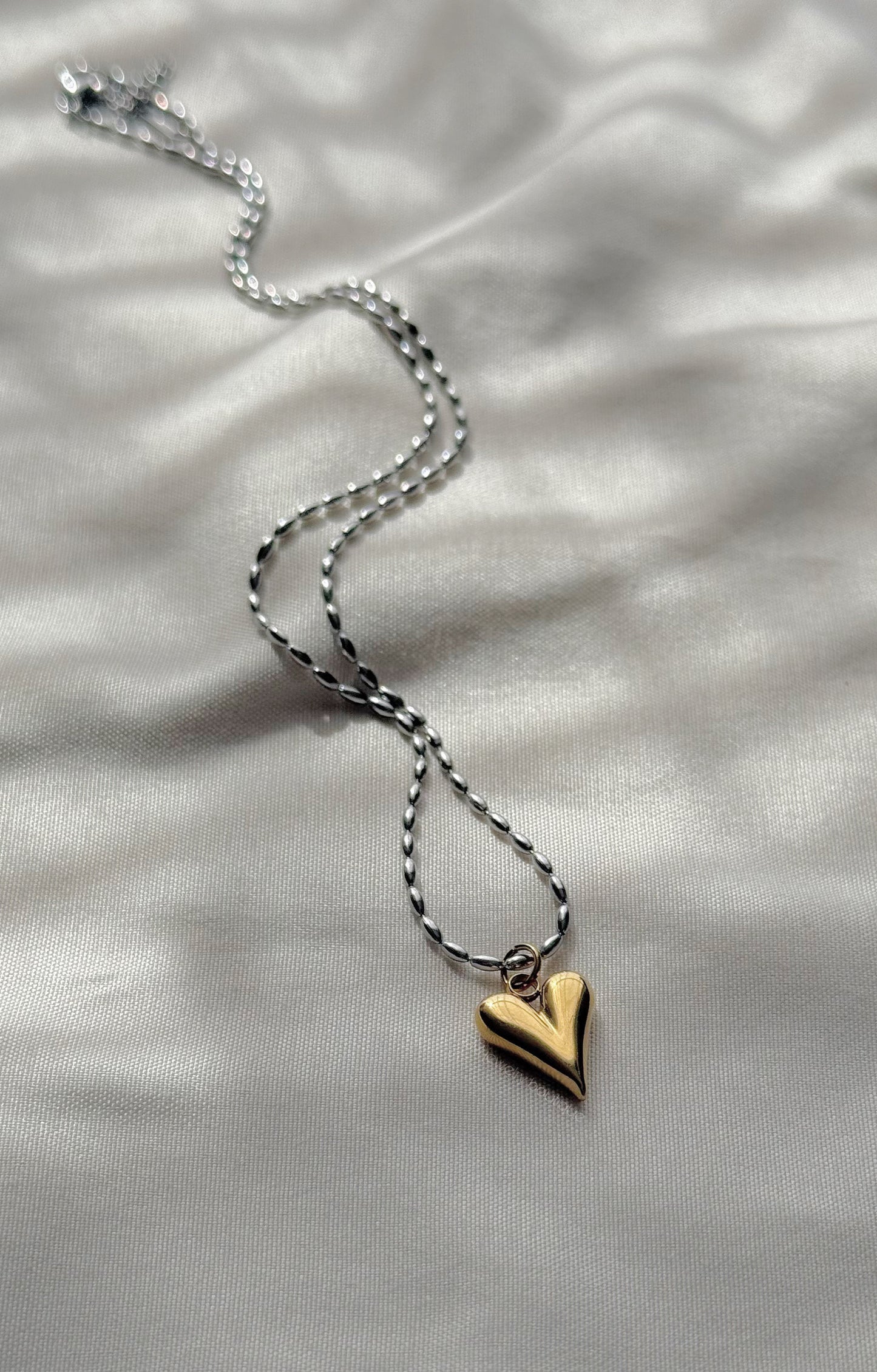 Corazón Dorado Necklace