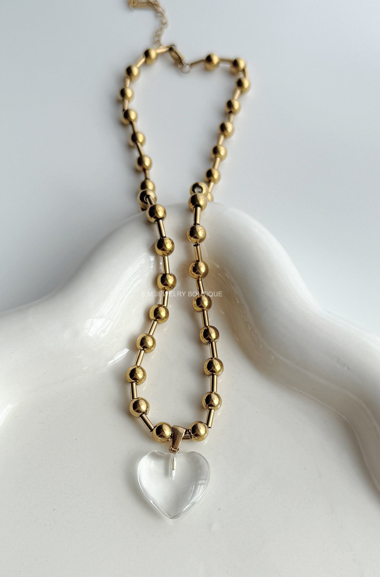 CRISTAL HEART NECKLACE