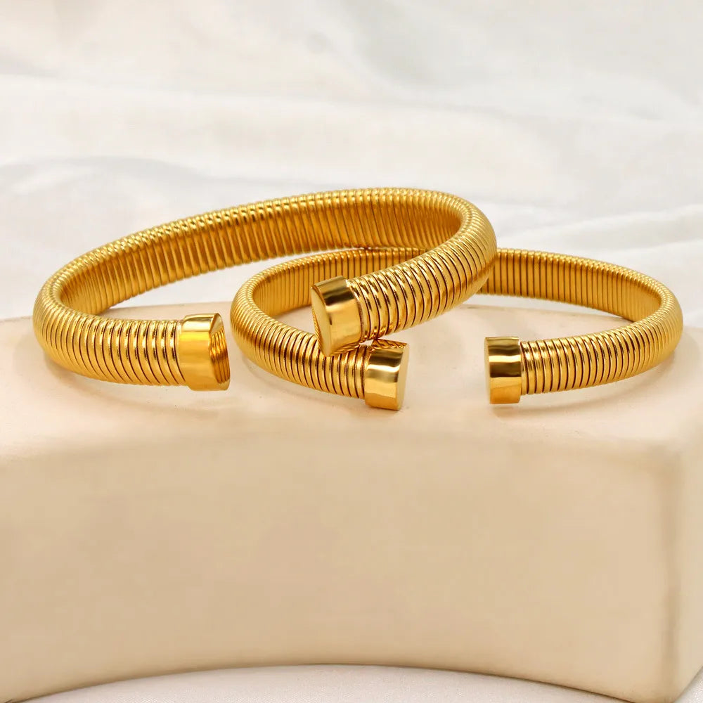GISELLA BANGLES
