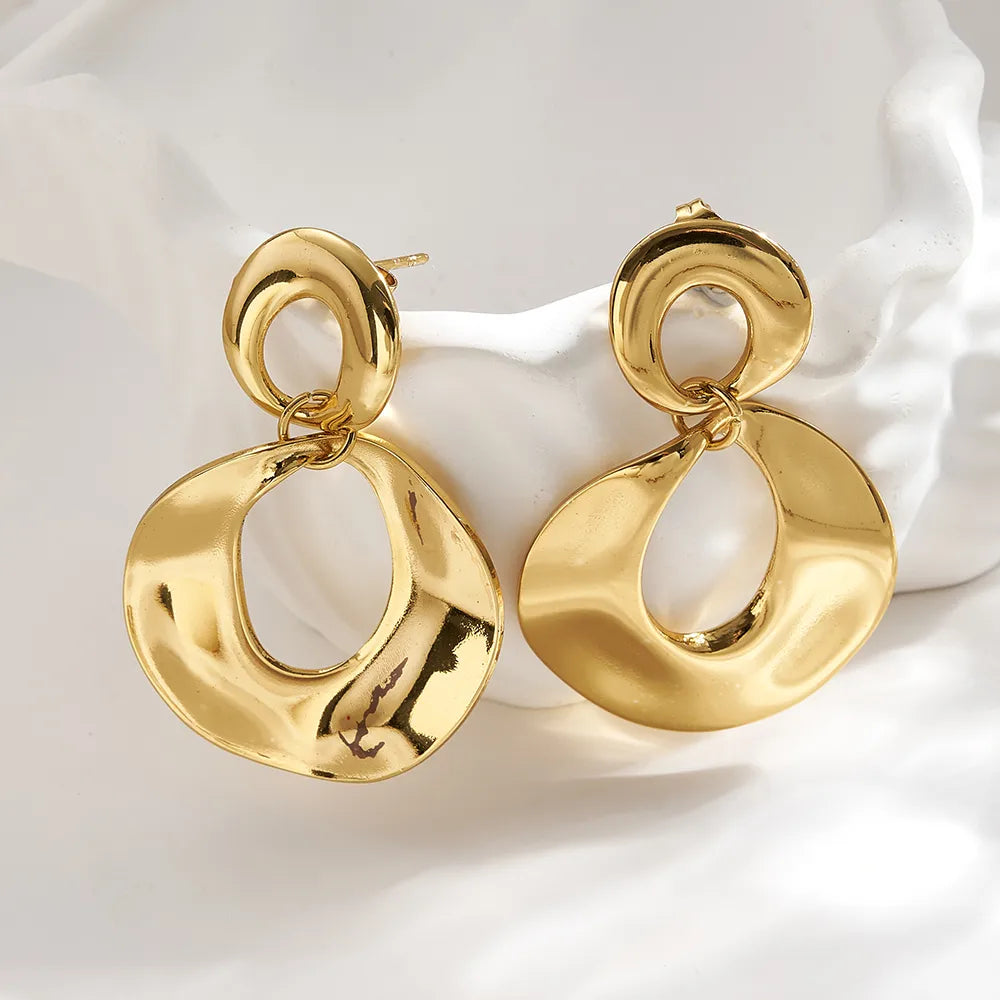 ELEGANT CLASSIC EARRINGS
