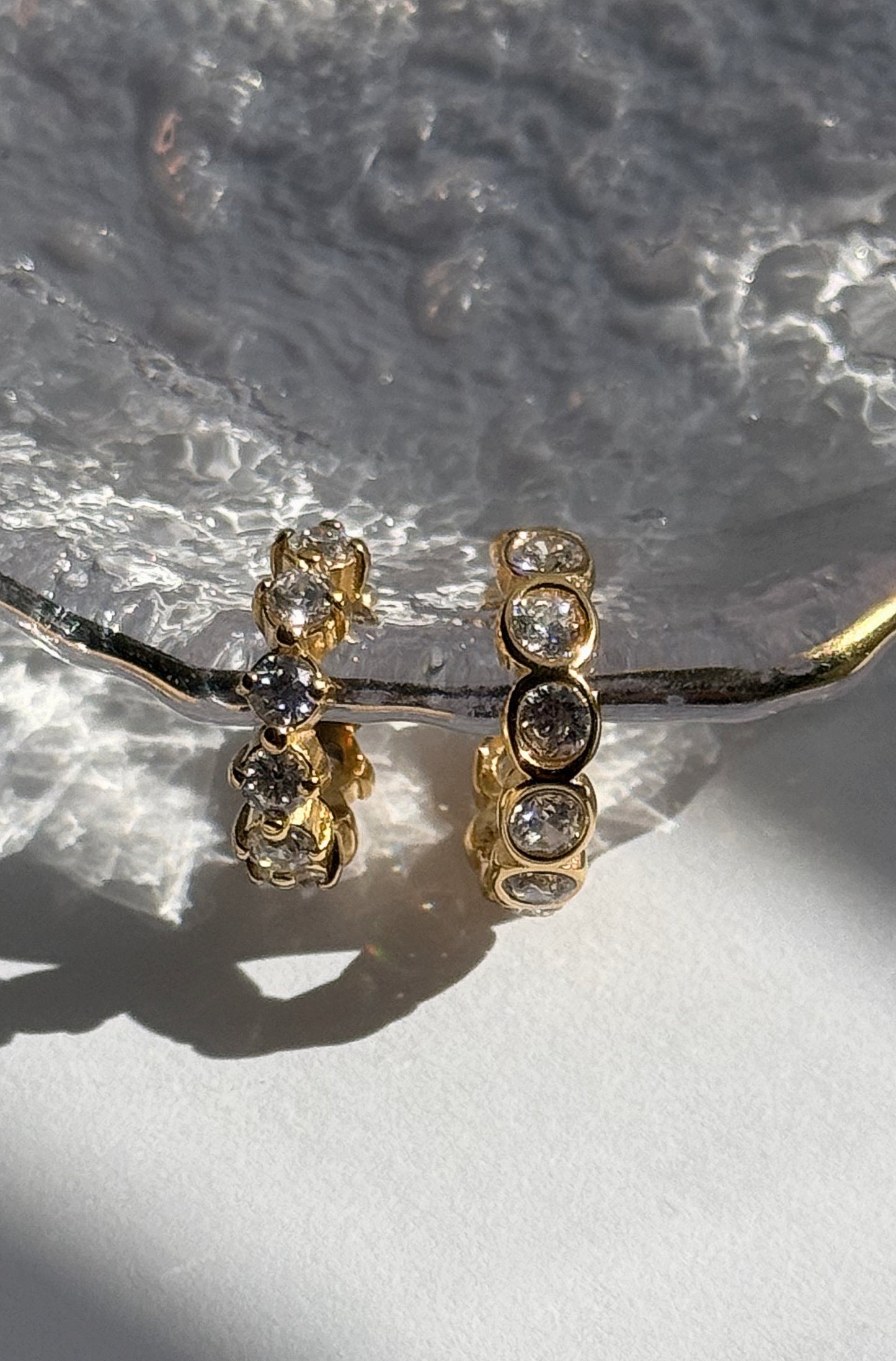 ZIRCONIA MINI EARCUFF