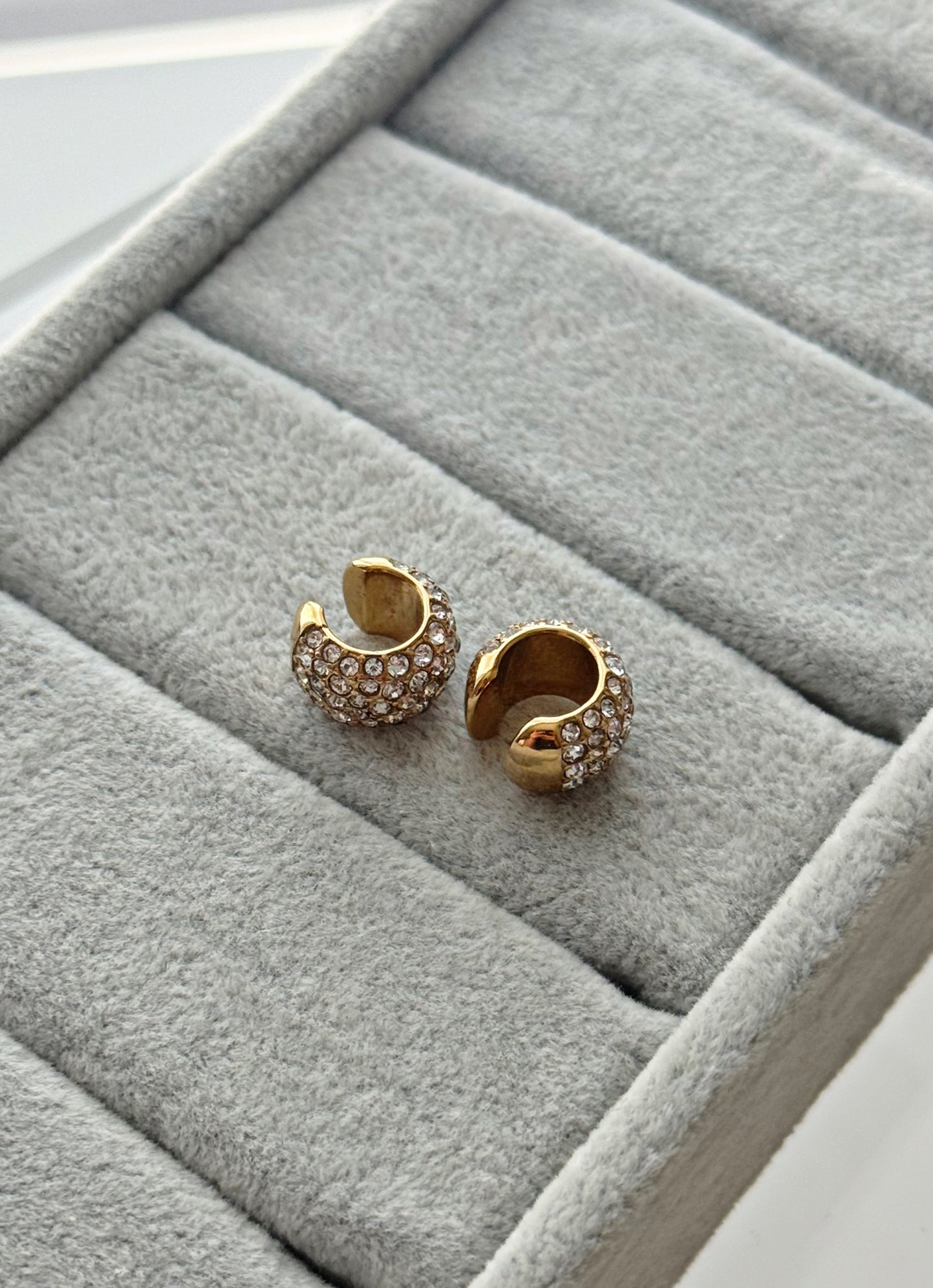 FULL ZIRCONIA CUFF
