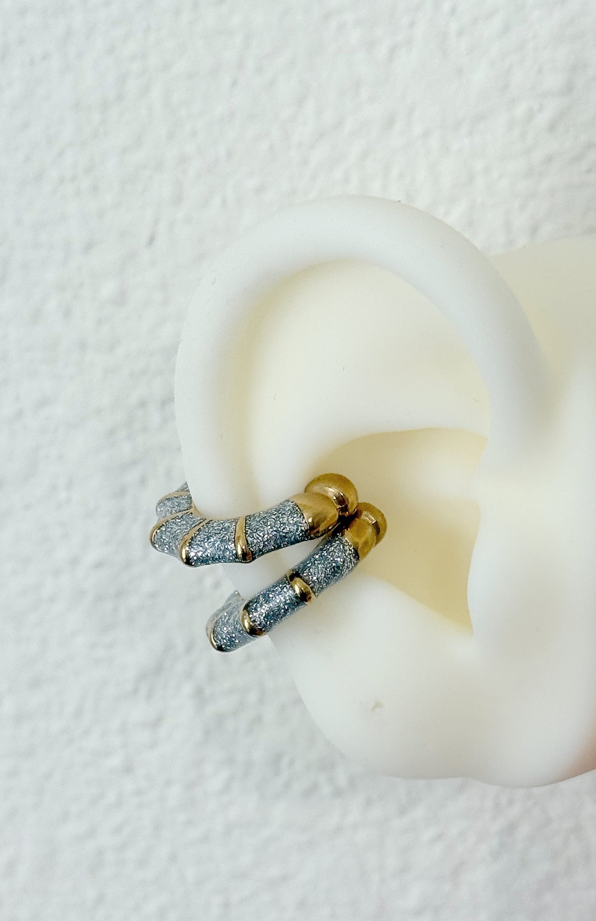 SILVER GLITTER EARCUFF