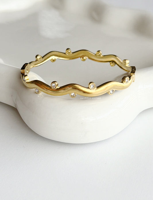 JADE BANGLE 💧