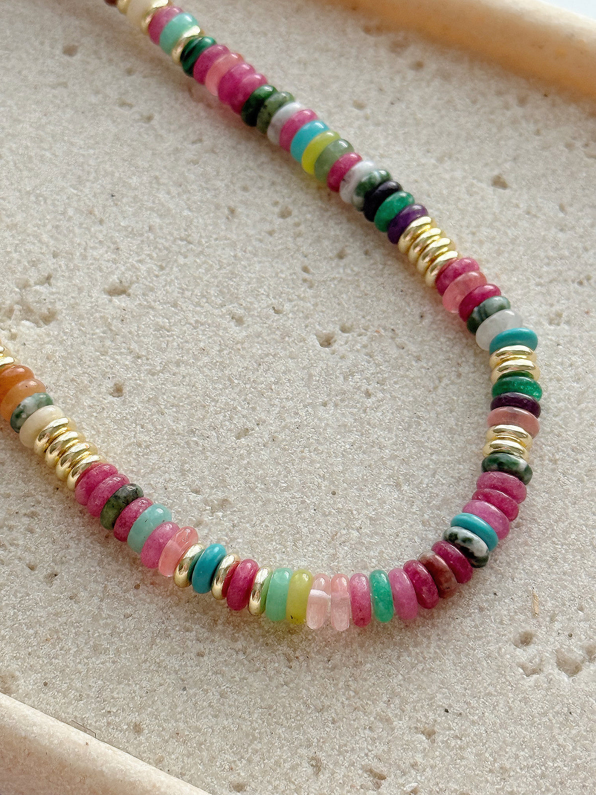 COLORFUL STONE NECKLACE