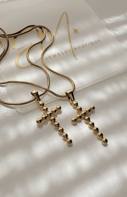 Dios Conmigo Necklace