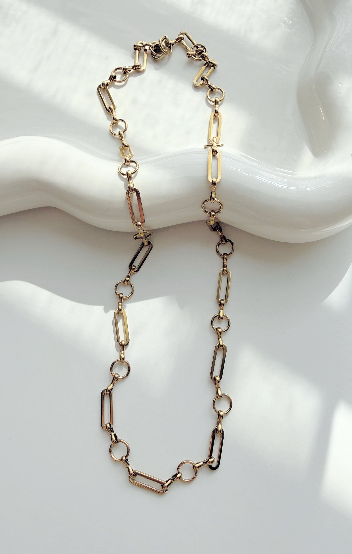 ROUND PAPERCLIP NECKLCE