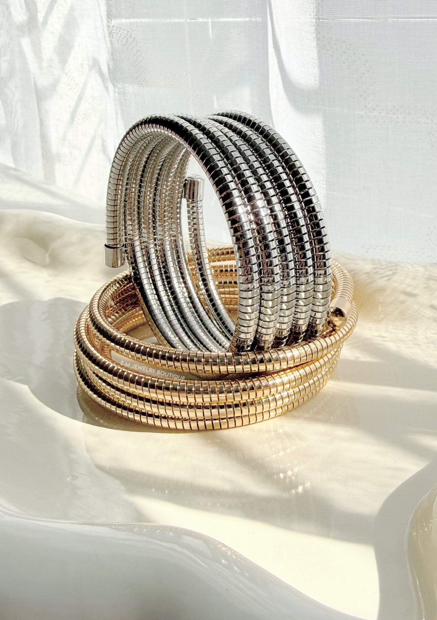 SPIRAL BANGLE