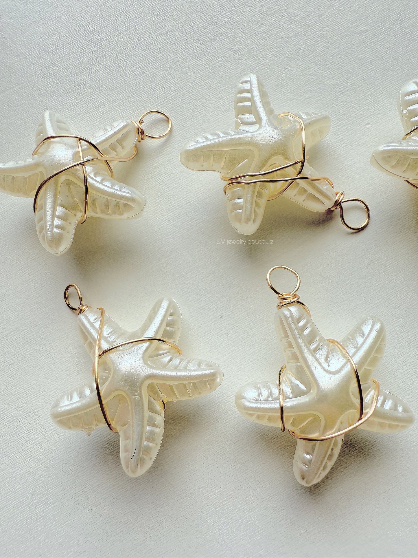 Estrellita Blanca Charm