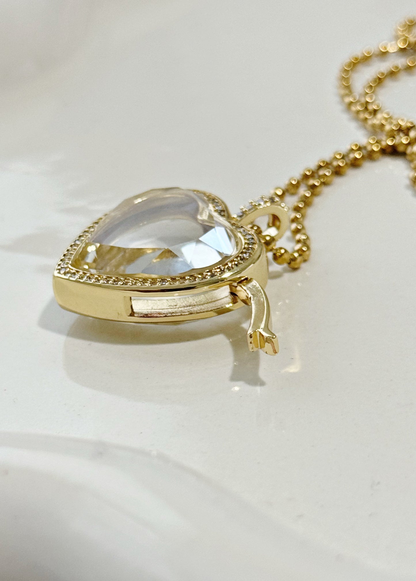 CORAZON DE CRISTAL NECKLACE