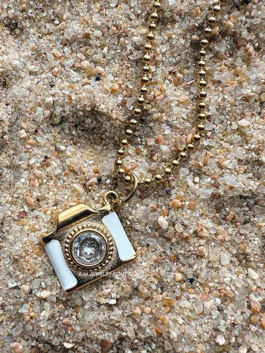 CAMARITA NECKLACE
