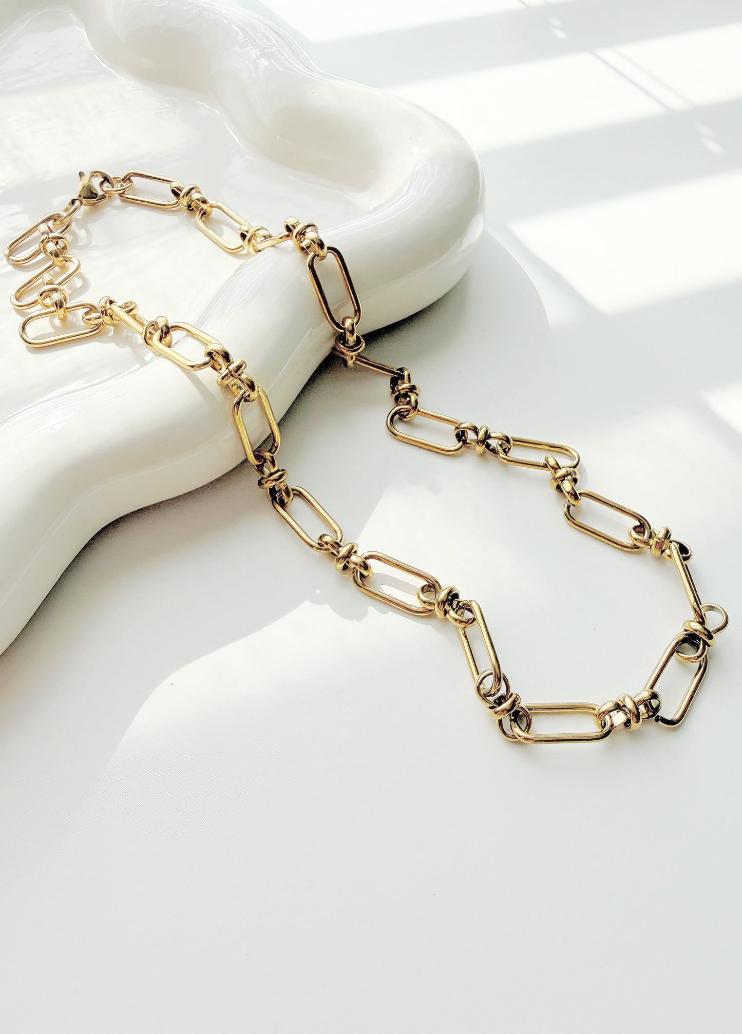 CLASSIC PAPERCLIP NECKLACE