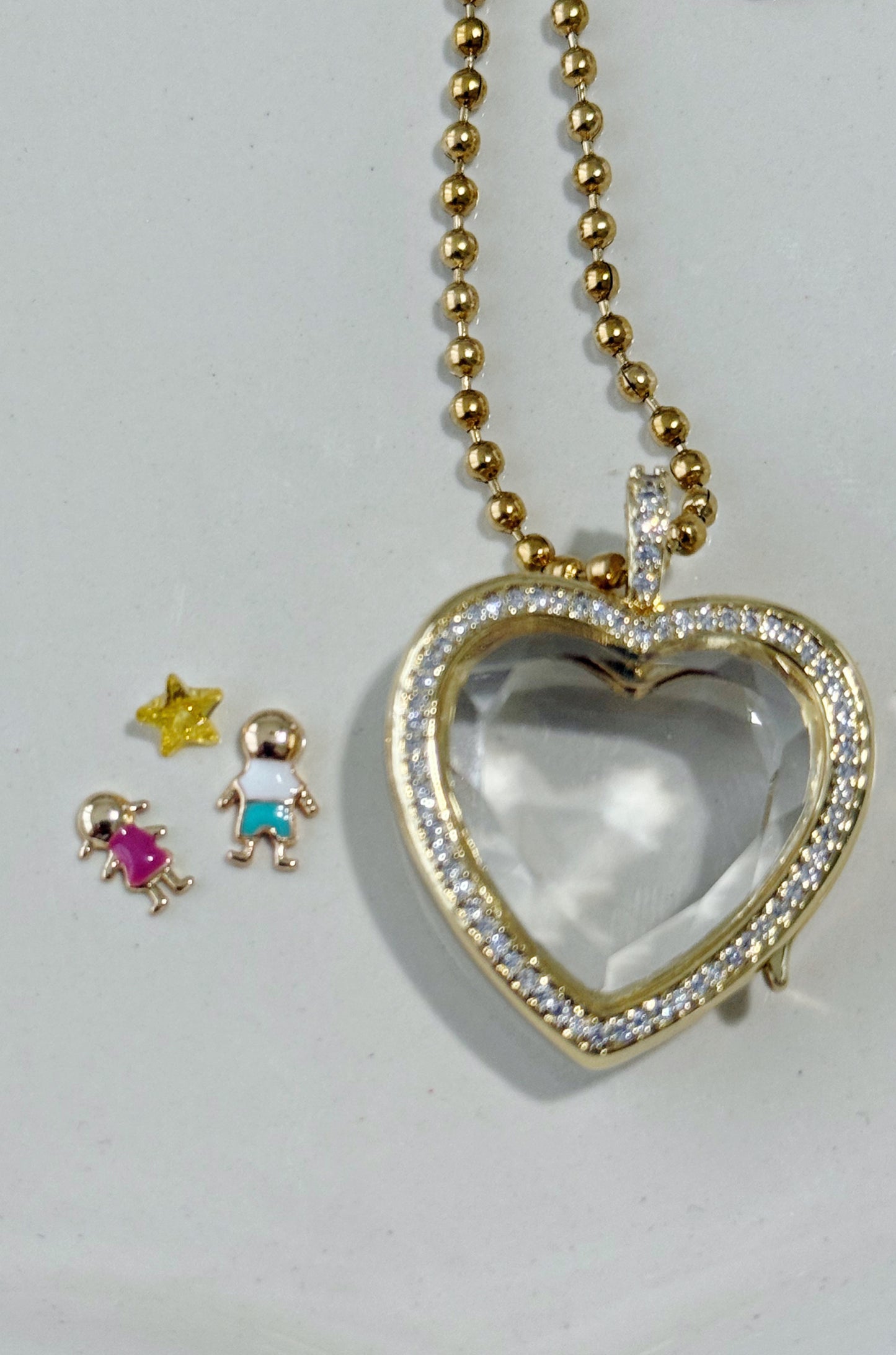 CORAZON DE CRISTAL NECKLACE