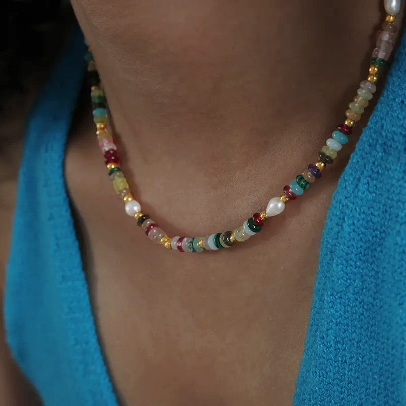 COLORFUL STONE NECKLACE