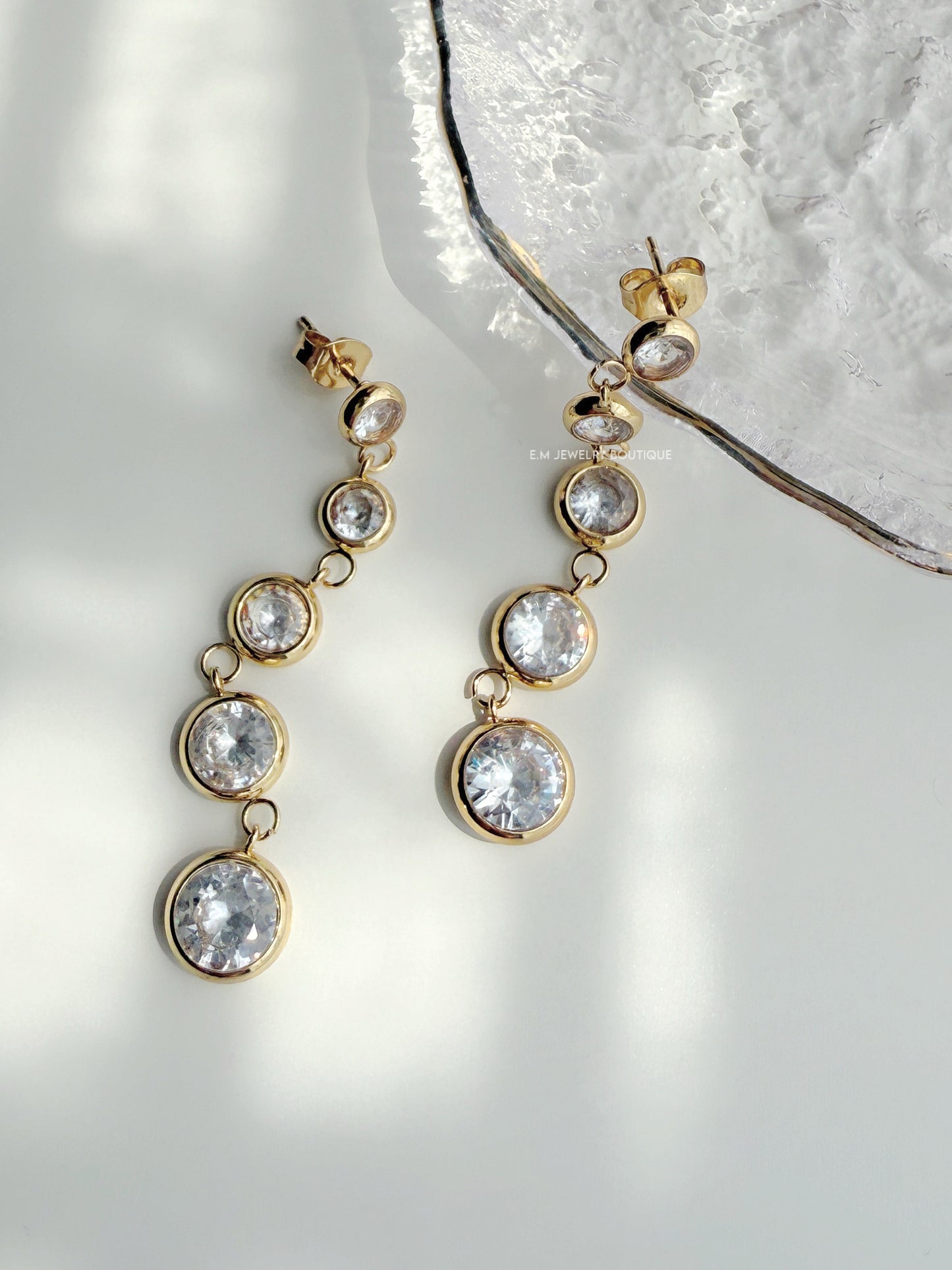 CLEAR ZIRCON EARRINGS