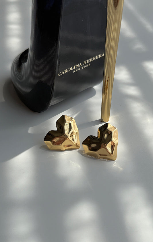 ORIGAMI HEART STUDS
