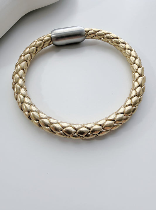 GOLD BANGLE