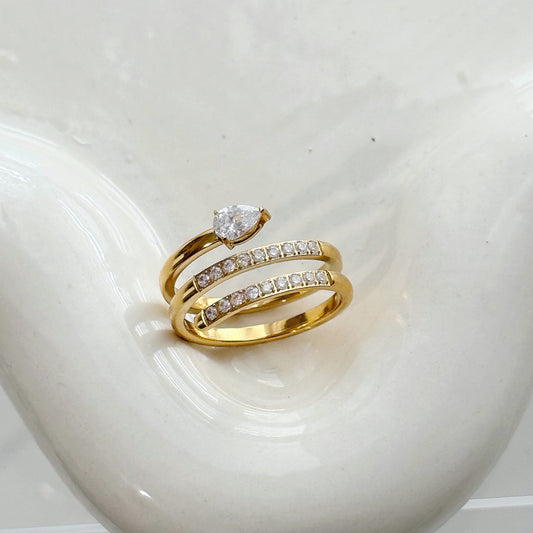 SPIRAL CLEAR RING