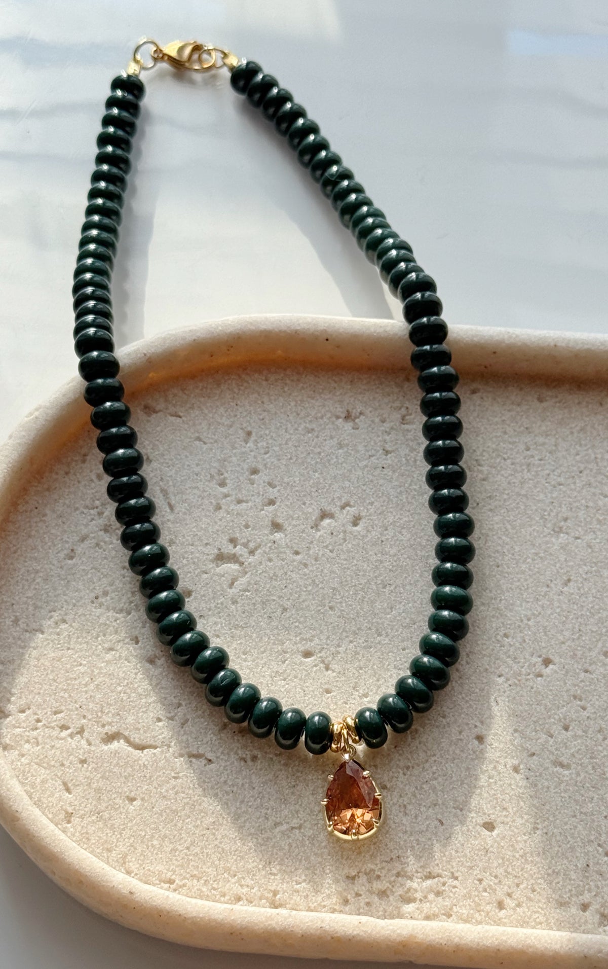 GREEN NECKLACE