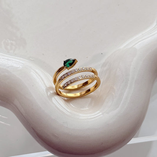 SPIRAL GRREN RING