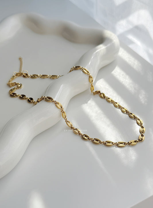 G NECKLACE