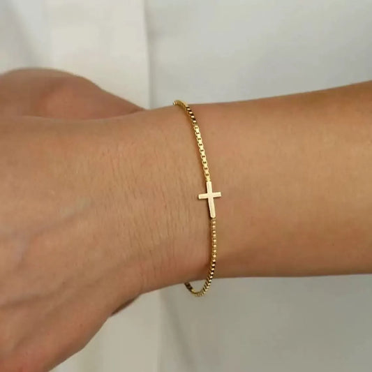 CROSS TINY BRACELET
