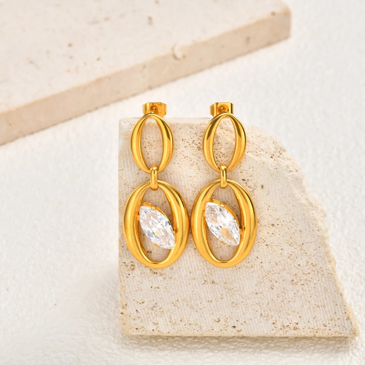 DIAMOND LUXURY EARRINGS