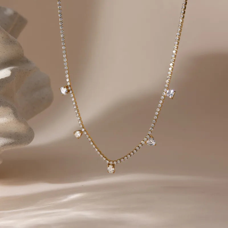 LUXUR TENNIS NECKLACE