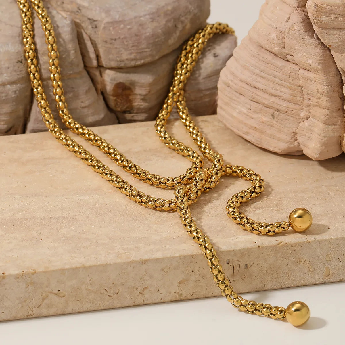 MARVELLA LONG NECKLACE