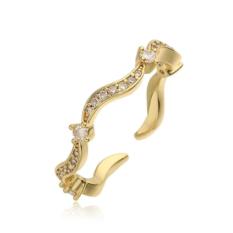 WAVY ZIRCON RING