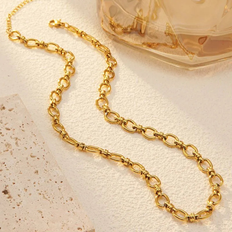 Ariana Necklace