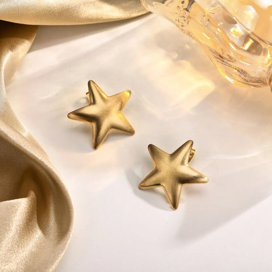 GOLD STAR STUDS