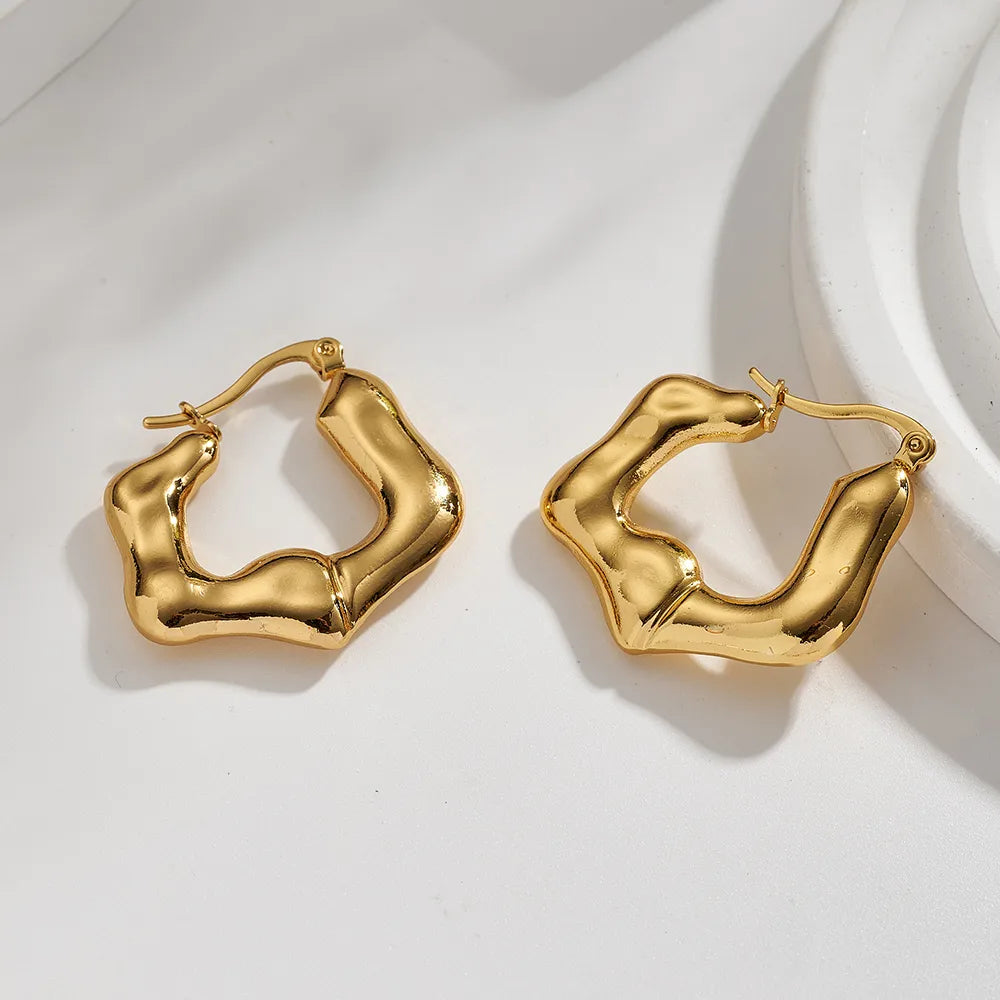 LEO EARRINGS