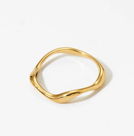 WAVY TINY RING