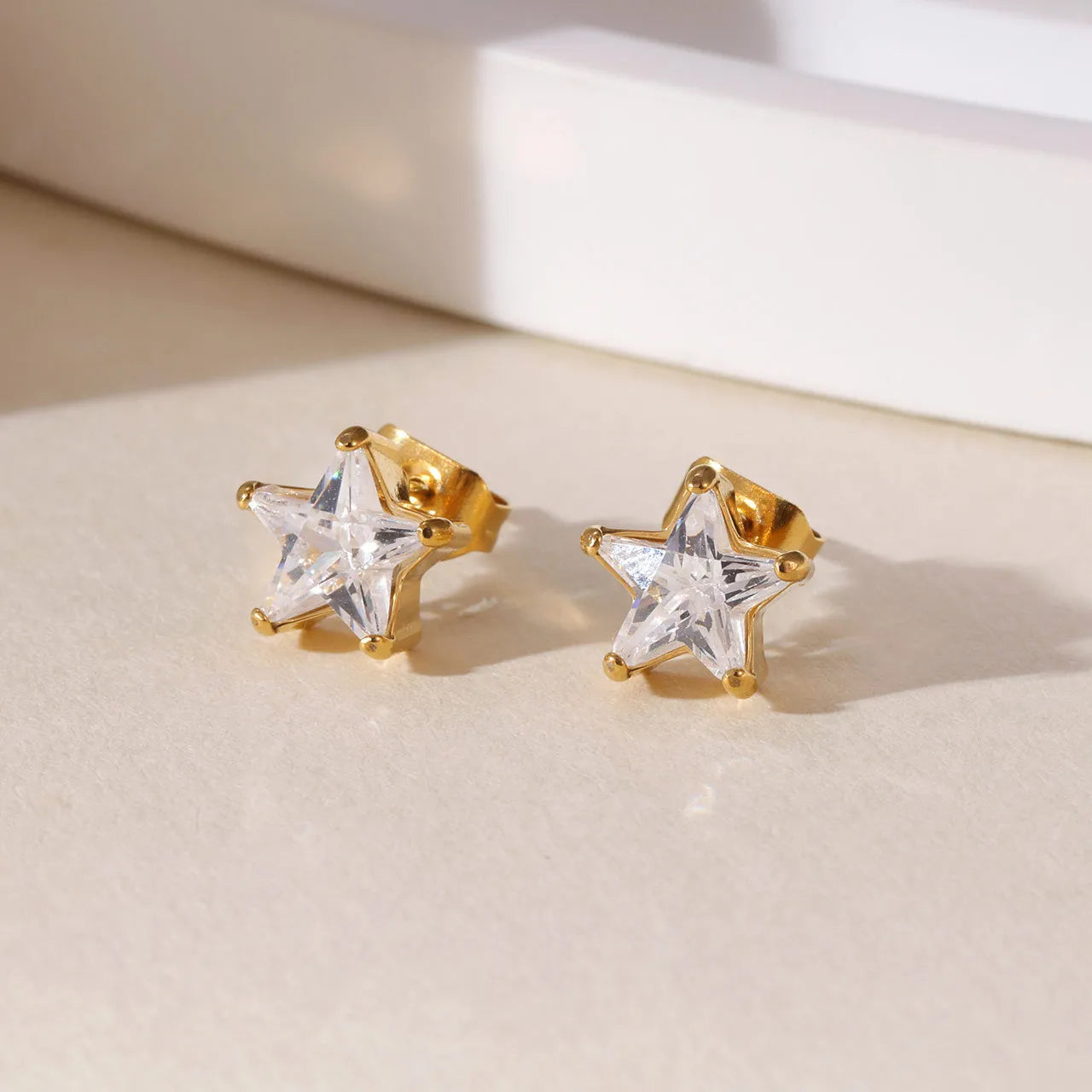 DIAMOND STAR EARRINGS