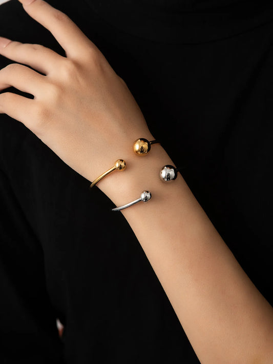 BALL BANGLE