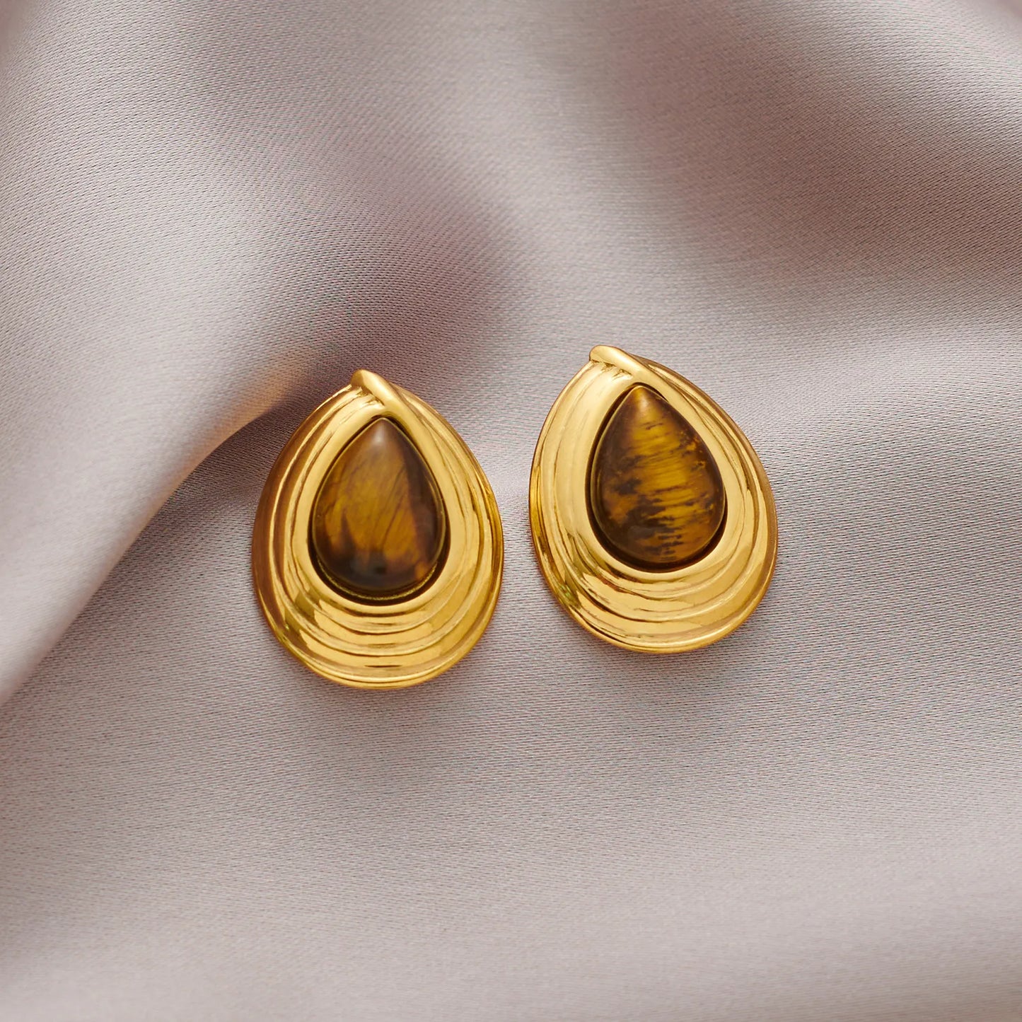 COFFE GOLD STUDS
